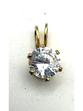 Round Cut Clear Stone Pendant Gold Tone Solitaire Style Necklace Charm